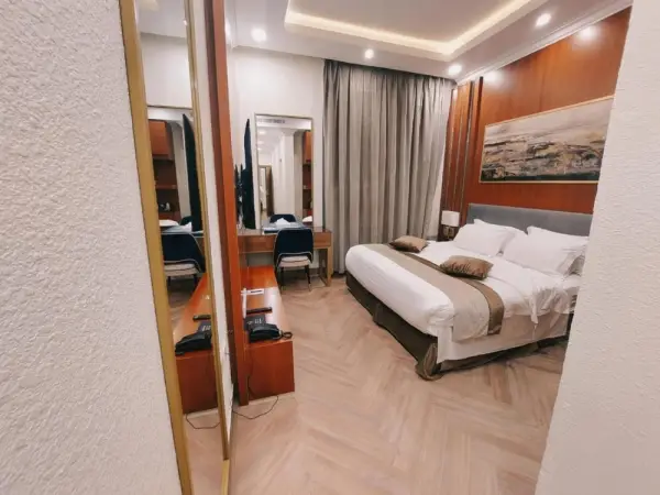 Smayah Hotel Main image